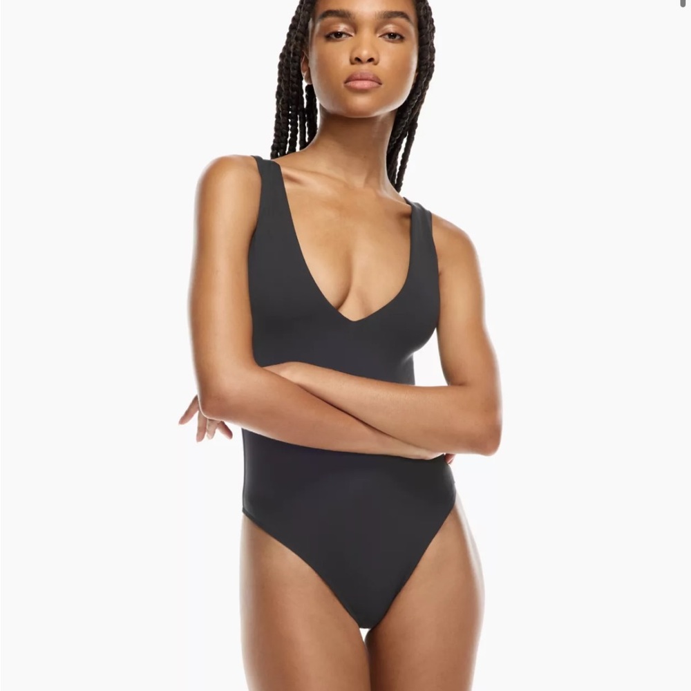 Aritzia Babaton V-Neck Bodysuit Navy Blue